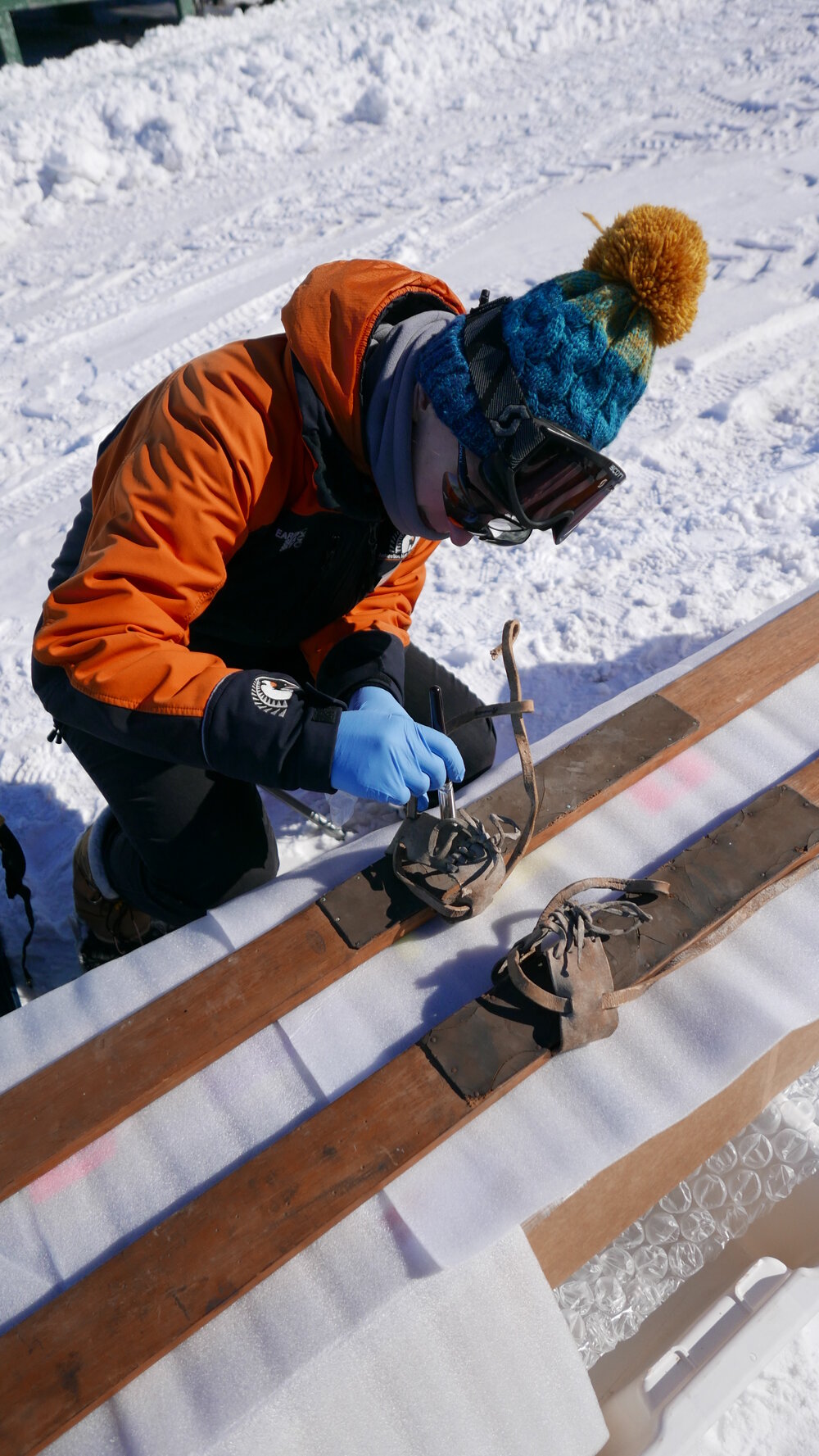 2017-18 Scott Base, AHT's Diana McCormack working on ski