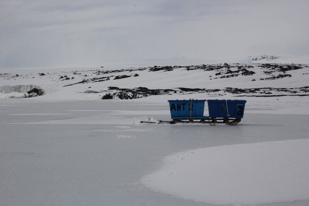 2018-19 Cargo cubers on the sea ice, Cape Evans