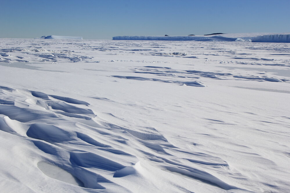 2018-19 Sastrugi formations on the sea ice, Cape Evans (001)