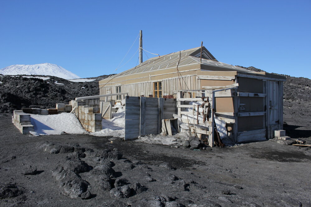 2018-19 Shackleton's 'Nimrod' hut, Cape Royds (003)