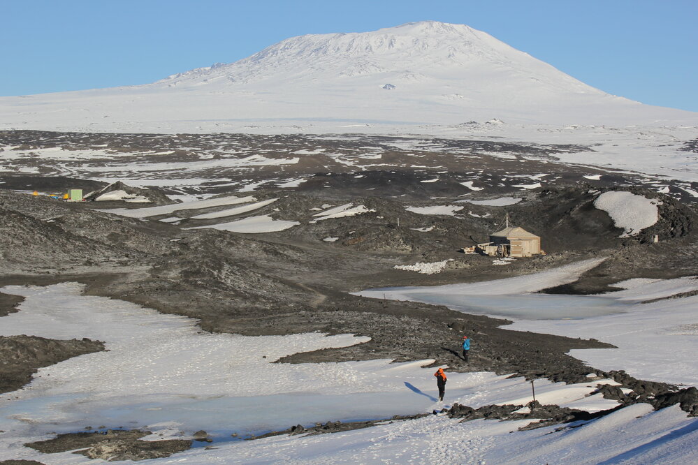 2018-19 Shackleton's 'Nimrod' hut and Mount Erebus, Cape Royds (002)