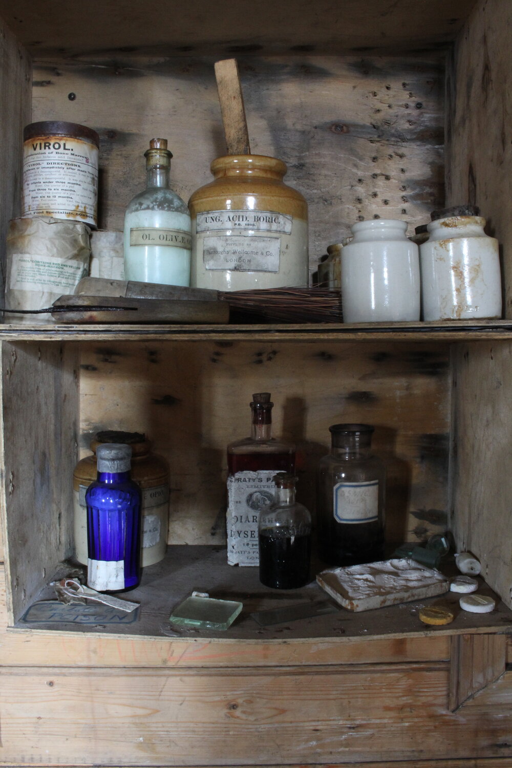 2018-19 Shelves inside Shackleton's 'Nimrod' hut, Cape Royds