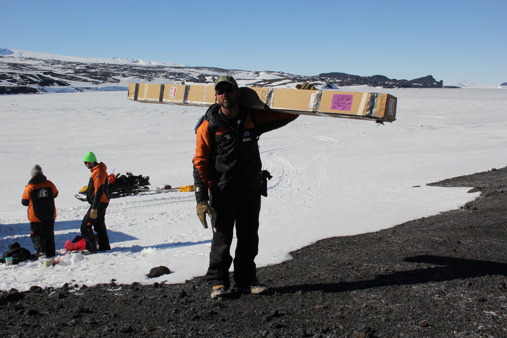 2018-19 Mike Gillies with skis to return, Cape Royds