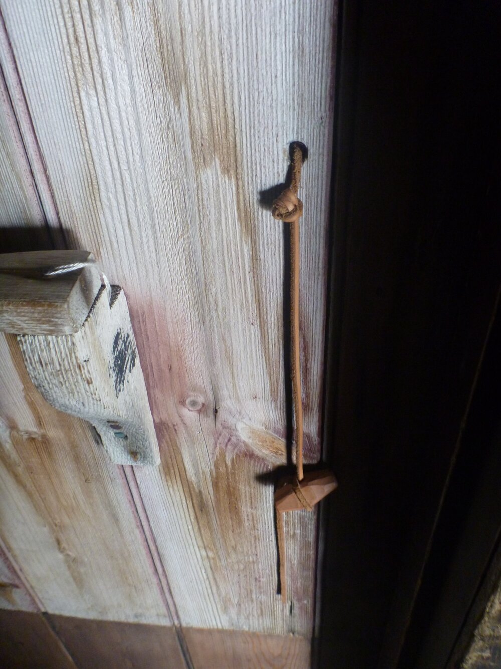 2012-13 Scott's 'Terra Nova' hut inspection, door 5 (001)
