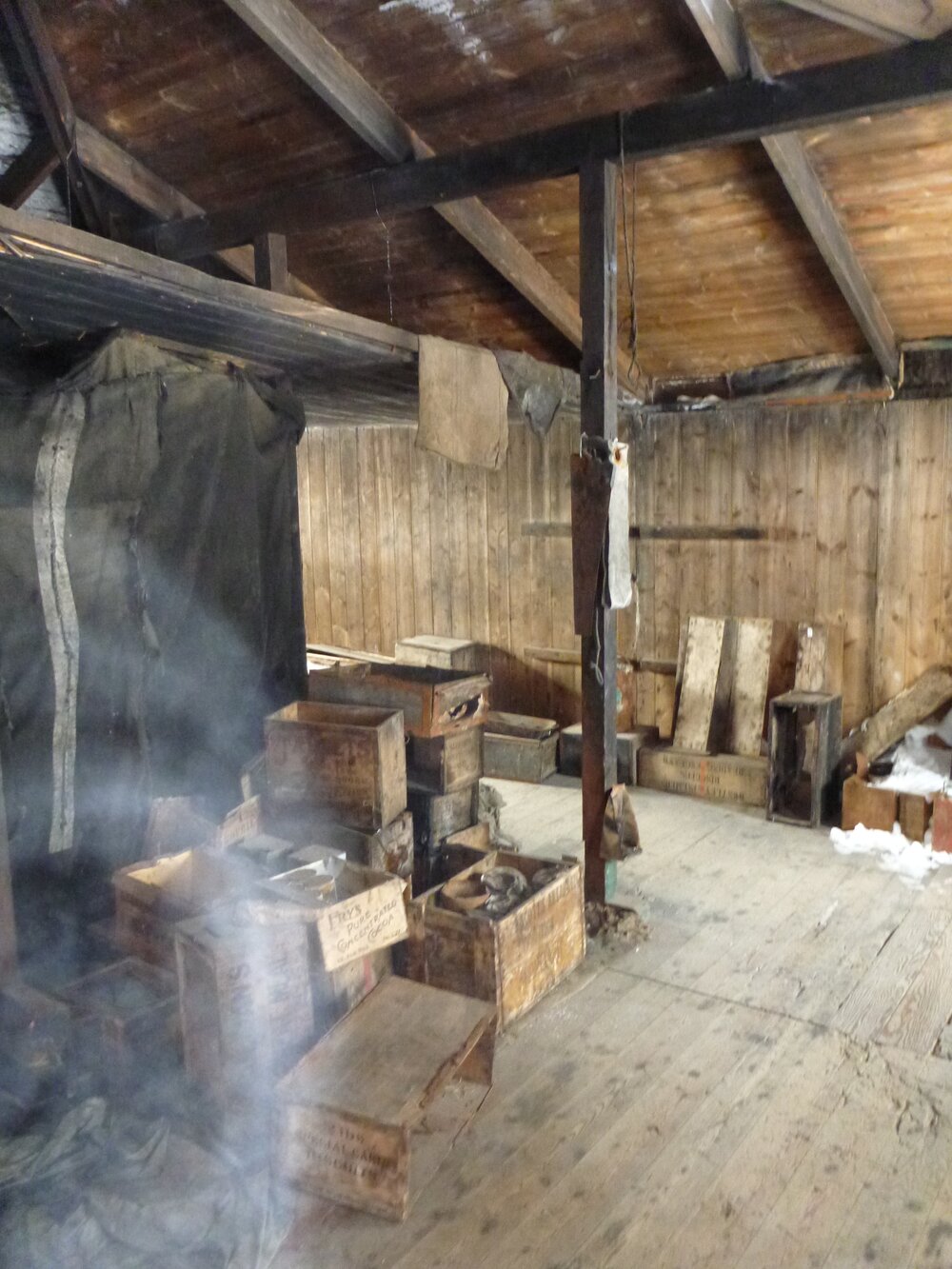 Main space, Scott's 'Discovery' hut 