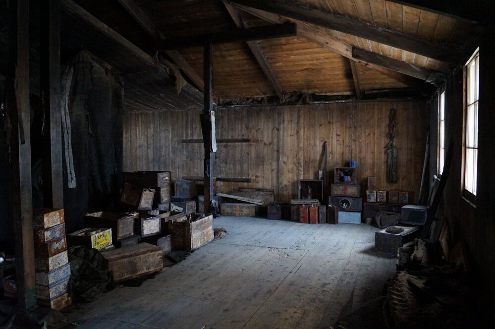 2014-15 Scott's 'Discovery' hut artefact repopulation, Main Space