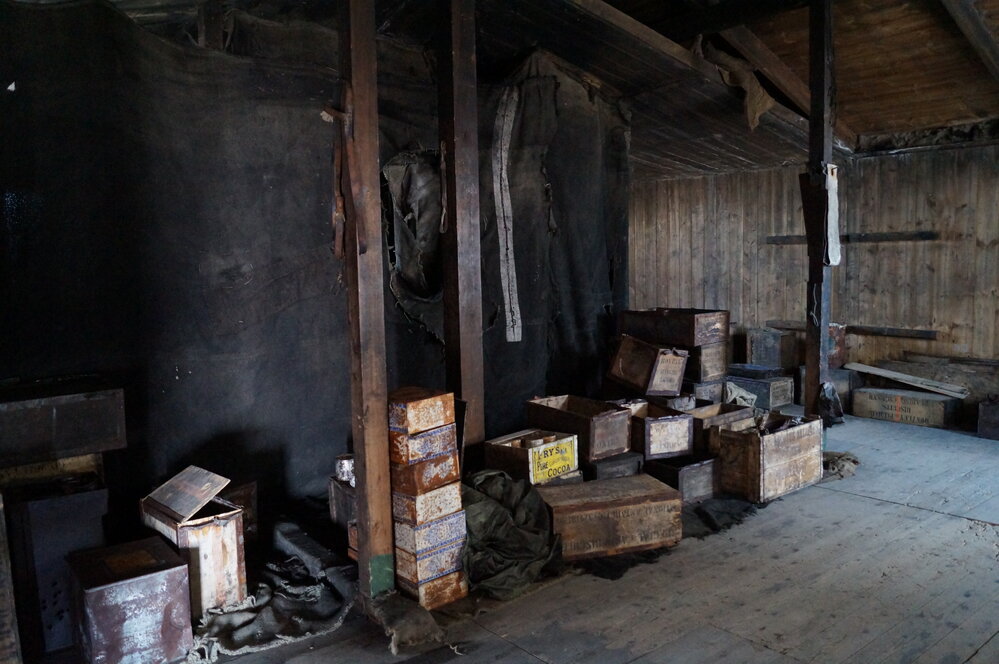 2014-15 Scott's 'Discovery' hut artefact repopulation, Main Space