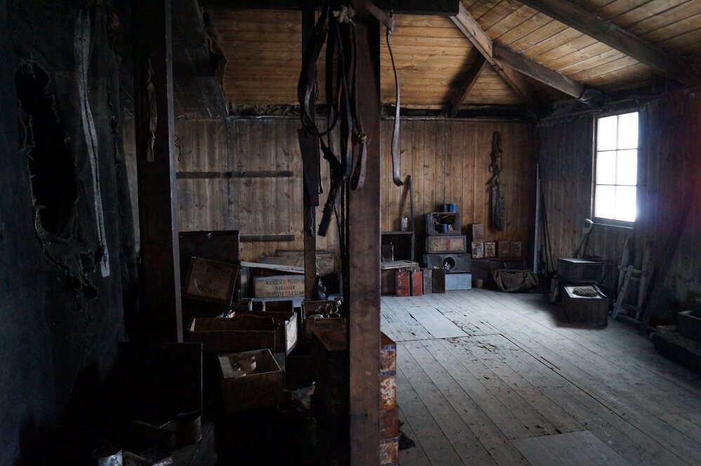 2014-15 Scott's 'Discovery' hut artefact repopulation, Main Space