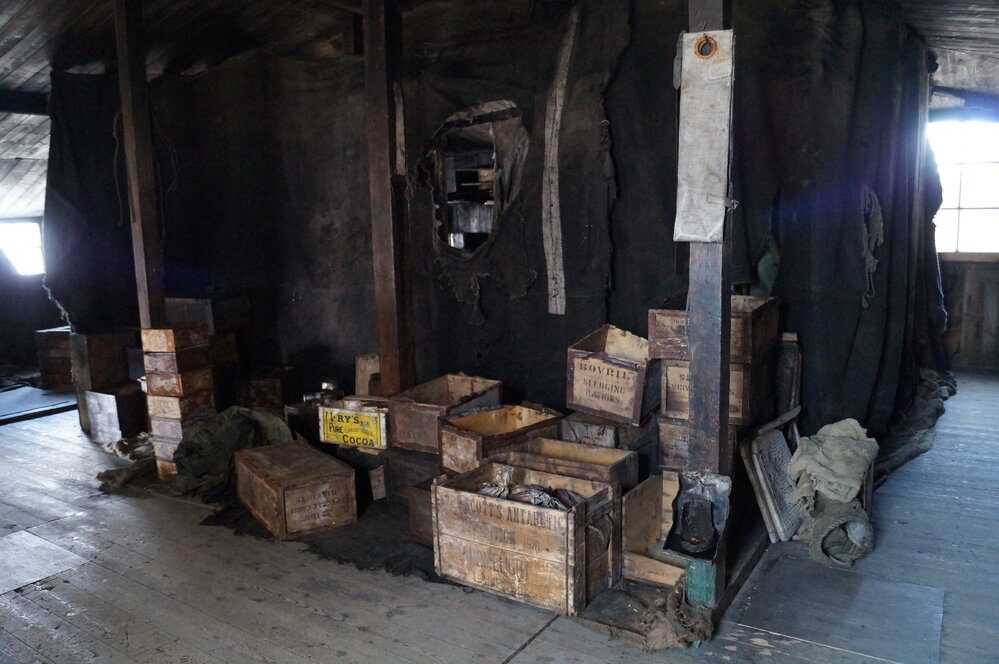 2014-15 Scott's 'Discovery' hut artefact repopulation, Main Space