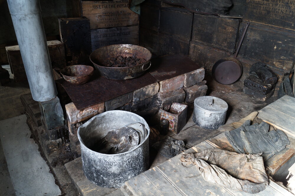2014-15 Scott's 'Discovery' hut artefact repopulation, Stove Area