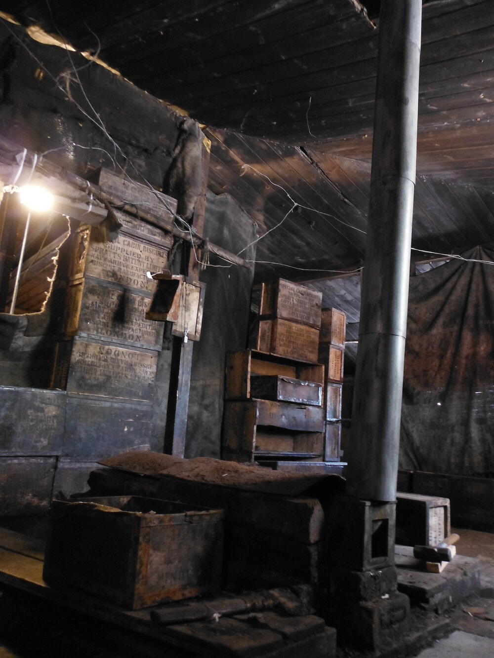 2014-15 Scott's 'Discovery' hut, Stove Area