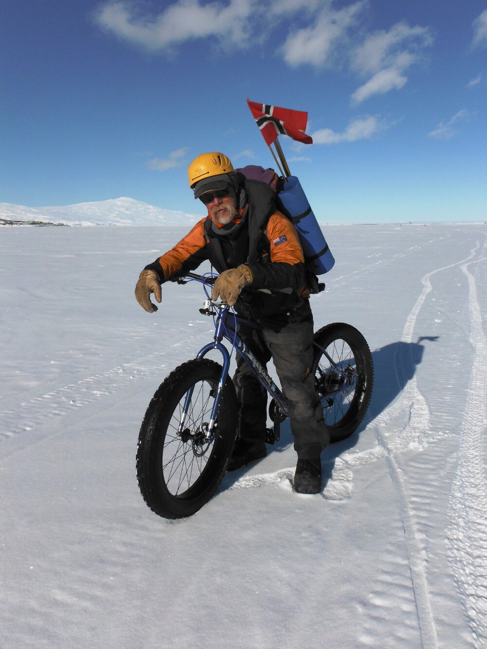 2014-15 AHT's Al Fastier on fat tyre bike