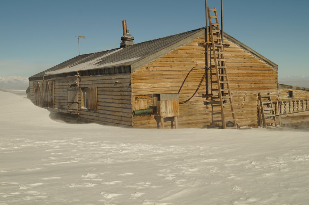 2014-15 Scott's 'Terra Nova' hut inspection, exterior (012)