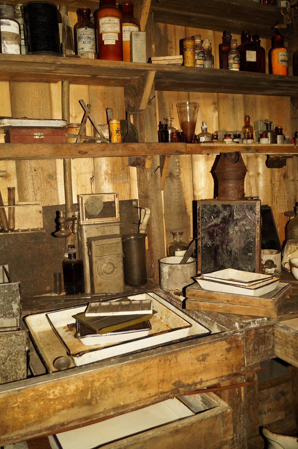 2014-15 Scott's 'Terra Nova' hut inspection, interior (004)