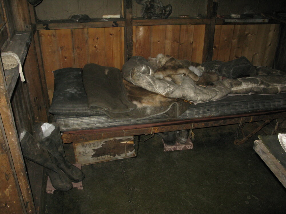 2010-11 Scott's Cubicle inside Scott's 'Terra Nova' hut, Cape Evans (001)