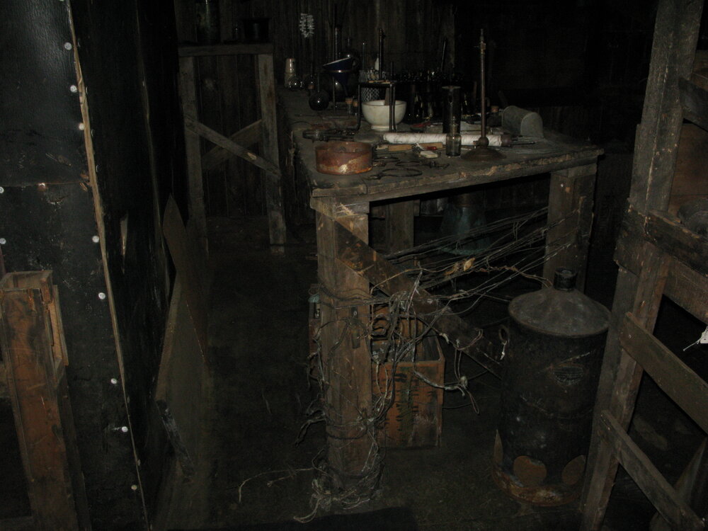 2010-11 Physical Laboratory inside Scott's 'Terra Nova' hut, Cape Evans (001)