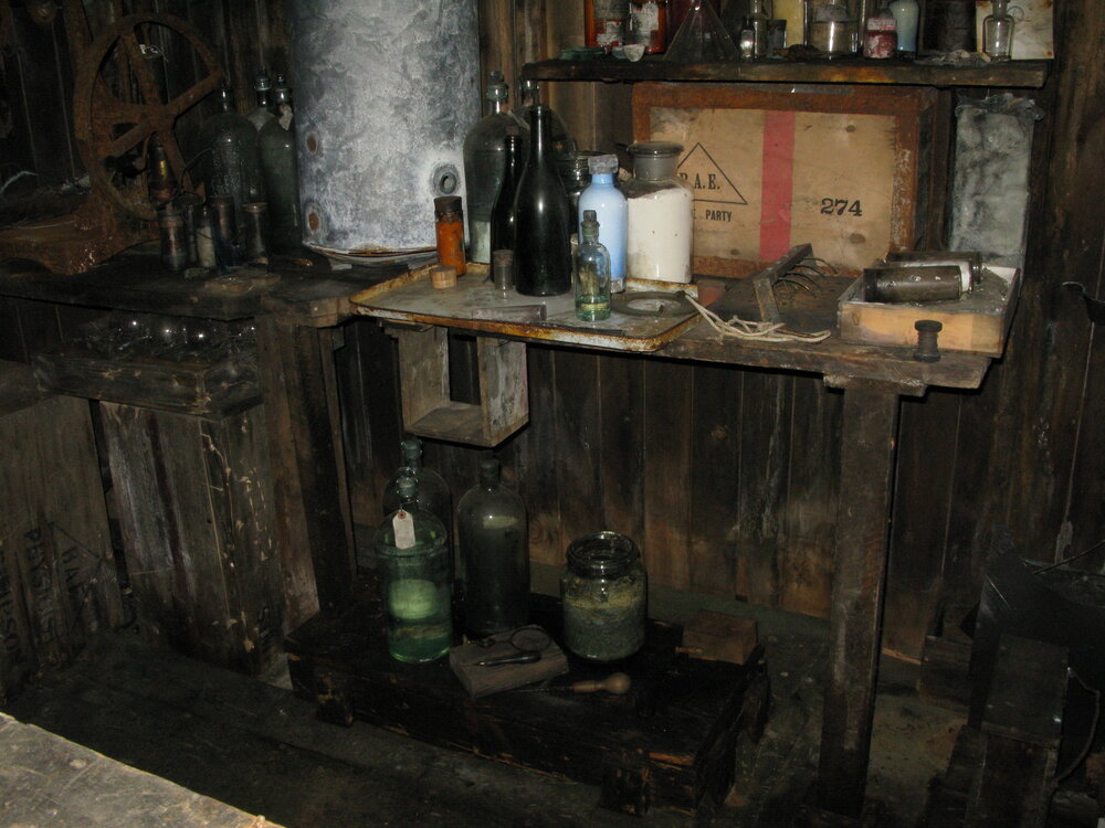 2010-11 Physical Laboratory inside Scott's 'Terra Nova' hut, Cape Evans (008)