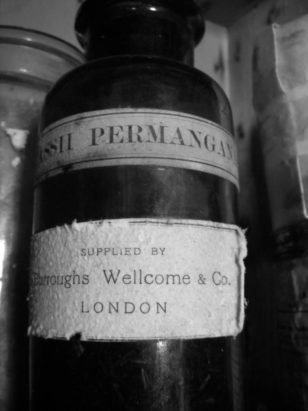 Medicinal Artefacts, Shackleton's 'Nimrod' hut (002)