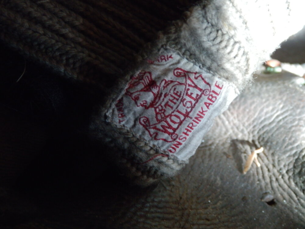Wool garments, Scott's 'Terra Nova' hut (002)