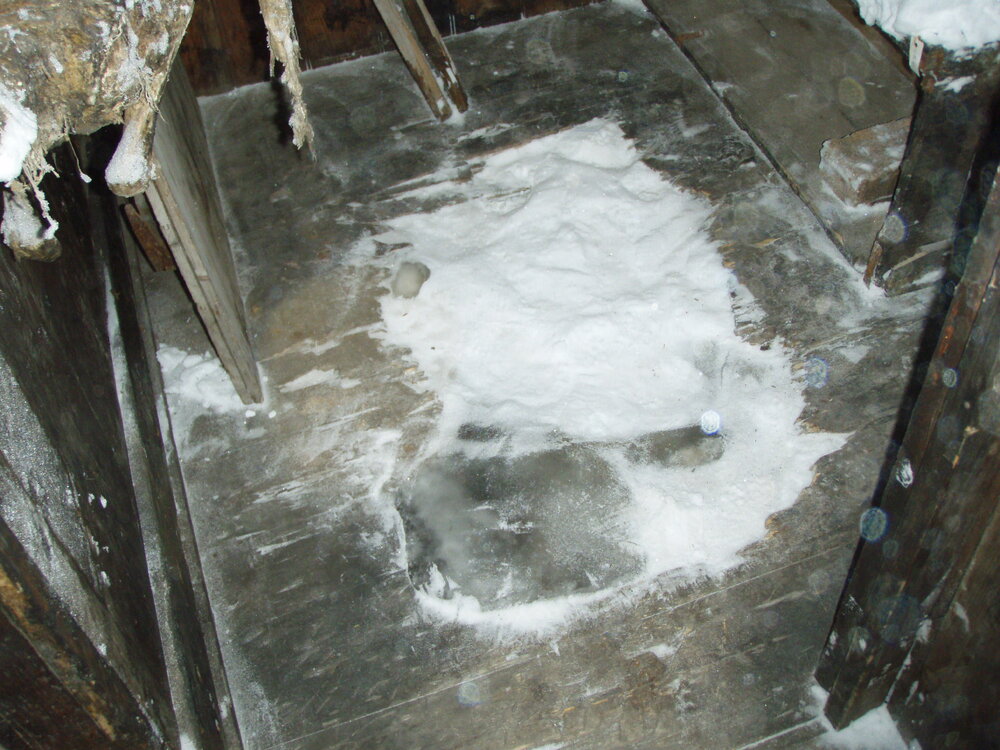 Snow ingress, Scott's 'Discovery' hut (002)