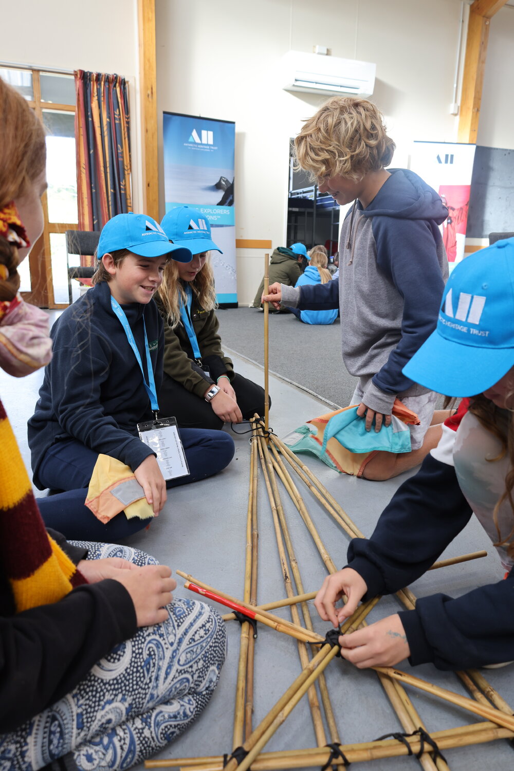 Young Inspiring Explorers construct a sledge (009)