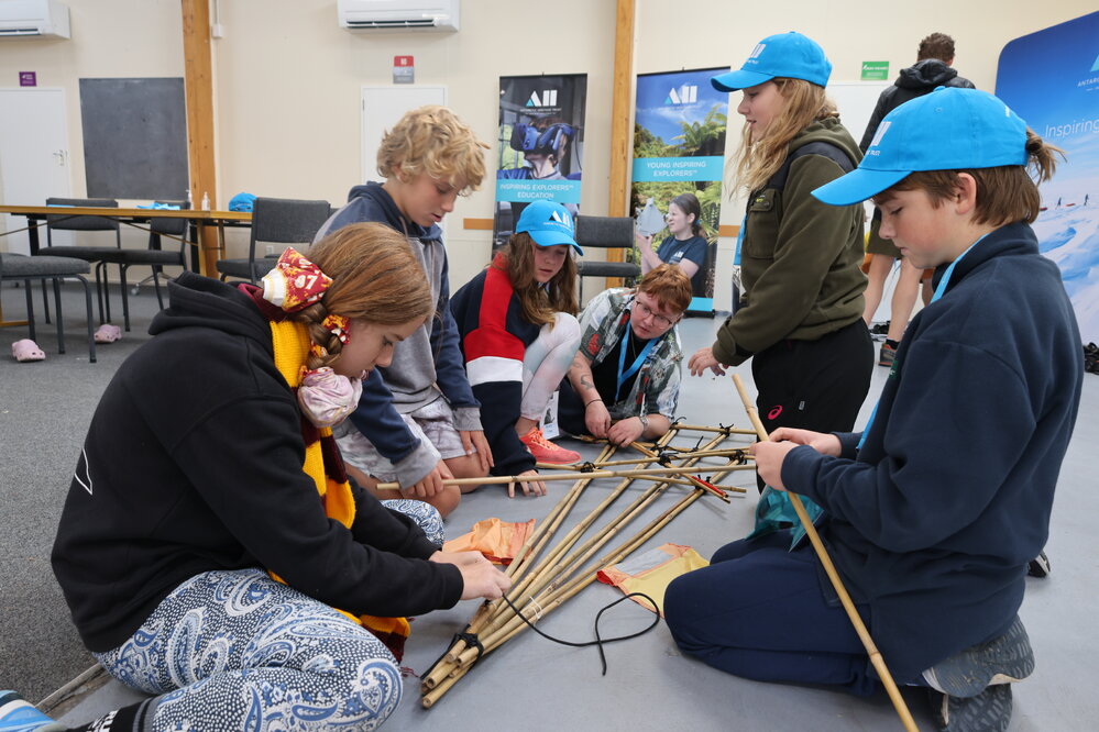 Young Inspiring Explorers construct a sledge (010)