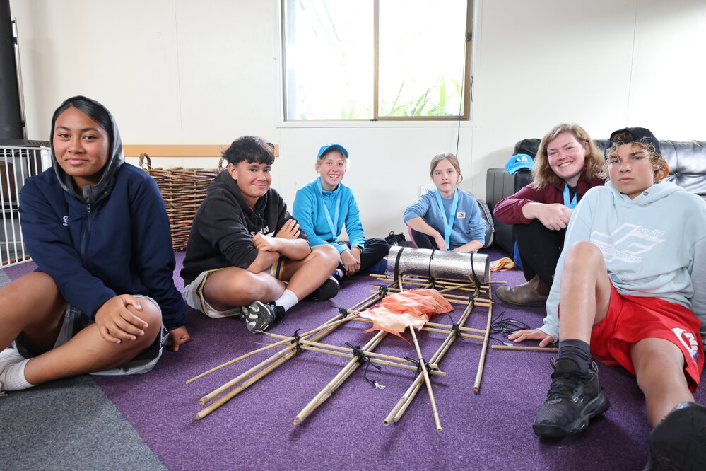 Young Inspiring Explorers with their completed sledge (001)