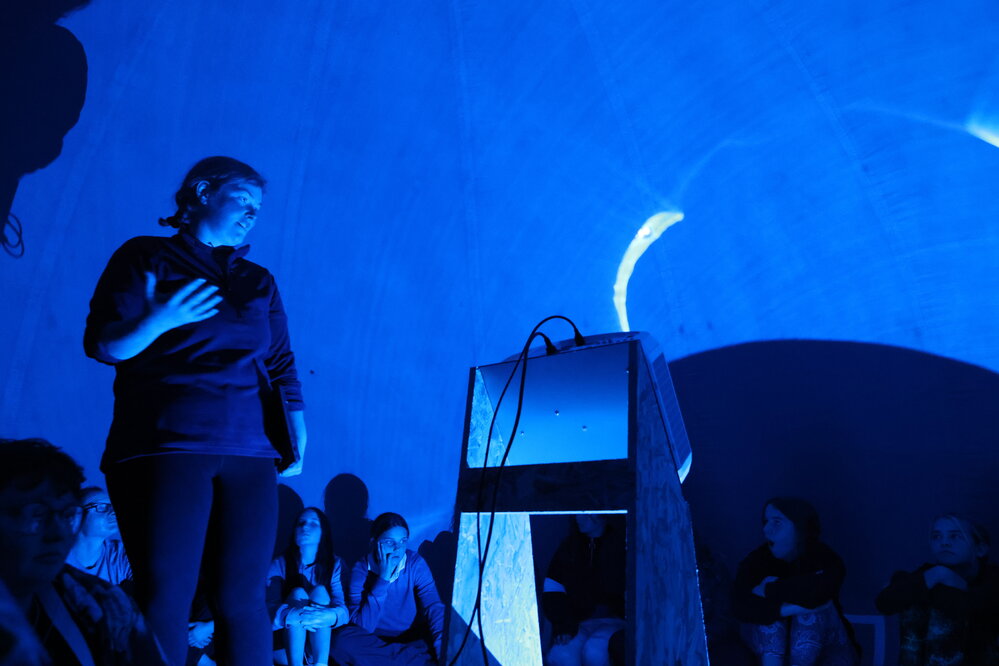 Kaitlyn Martin presenting at the Young Inspiring Explorers Summit (002)