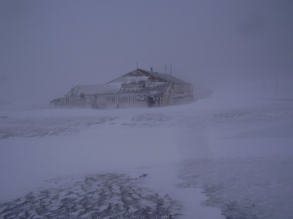 Weather event at Scott's 'Terra Nova' hut, South-West elevation