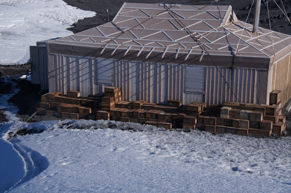 2011-12  Shackleton's 'Nimrod' hut inspection, exterior 