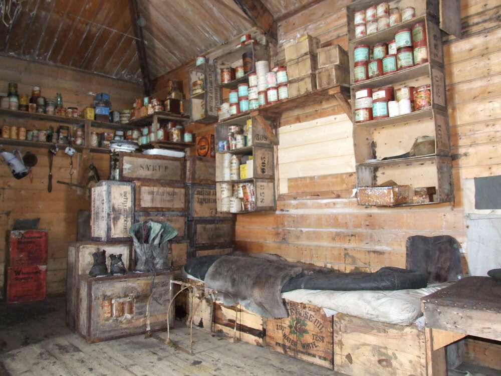 Southeast corner, Shackleton's 'Nimrod' hut