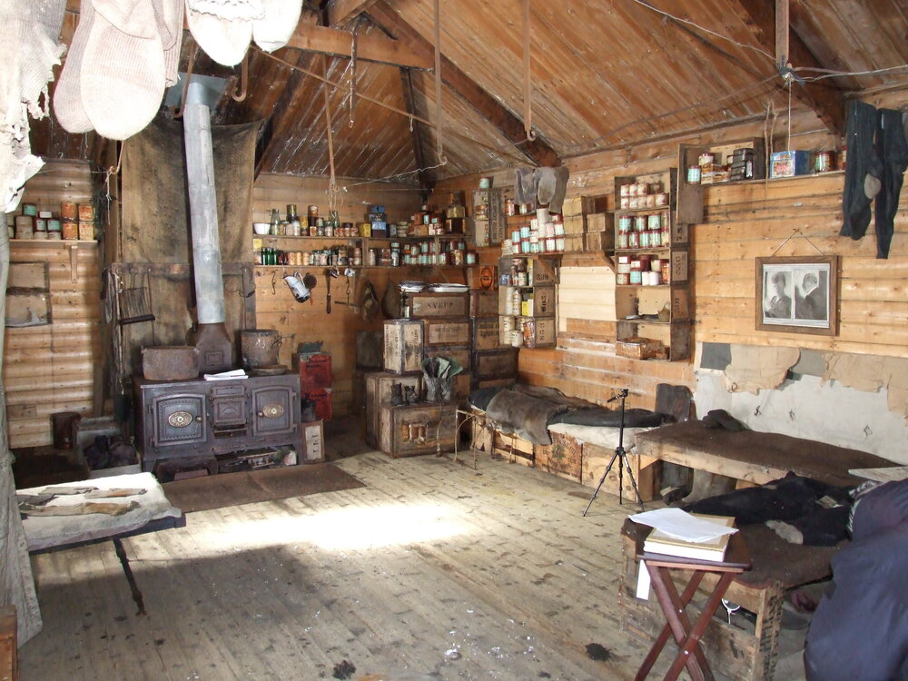 Southeast corner, Shackleton's 'Nimrod' hut (001)