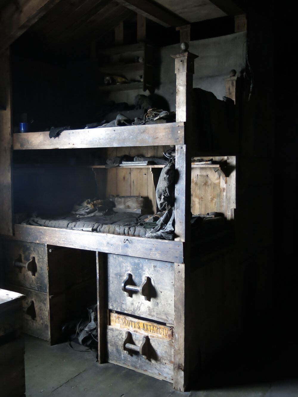 2014-15 Scott's 'Terra Nova' hut, interior, Biology area bunks