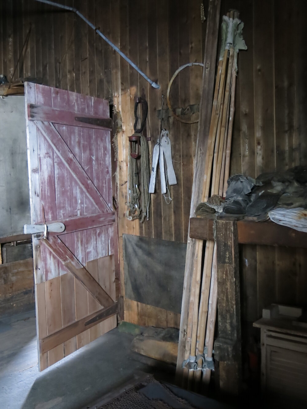 2014-15 Scott's 'Terra Nova' hut, interior, Messdeck artefacts