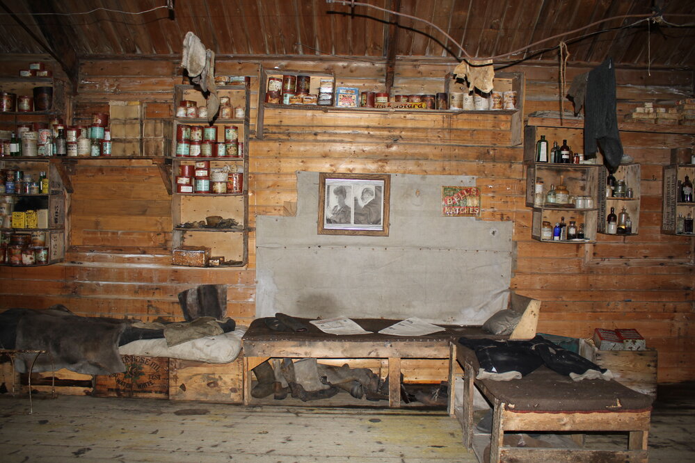 2021-22 Shackleton's 'Nimrod' hut inspection, interior (004)