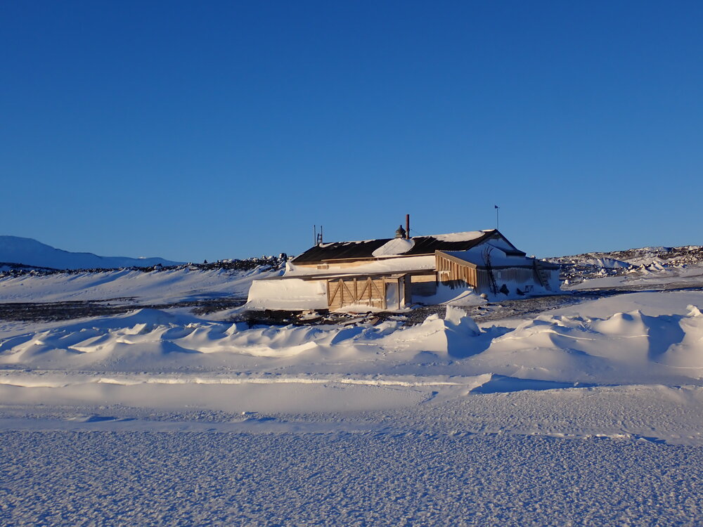 2021 Scott's 'Terra Nova' hut inspection, exterior (005)