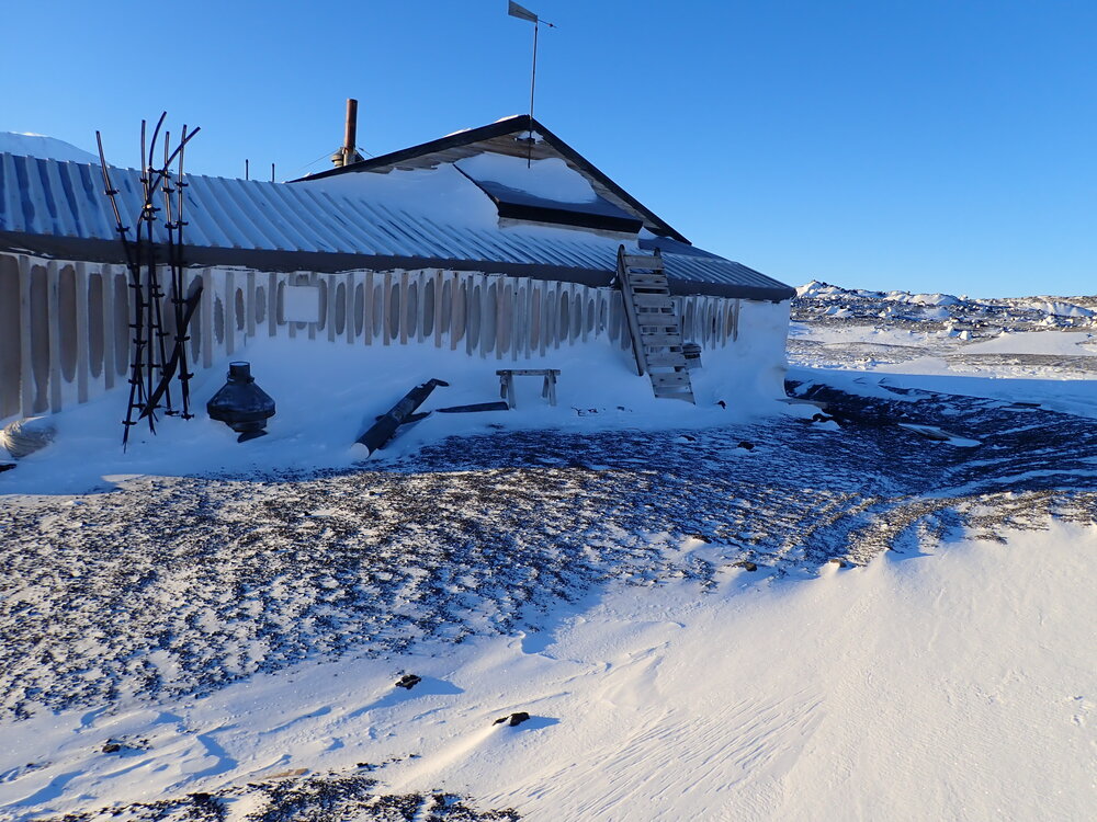 2021 Scott's 'Terra Nova' hut inspection, exterior (010)