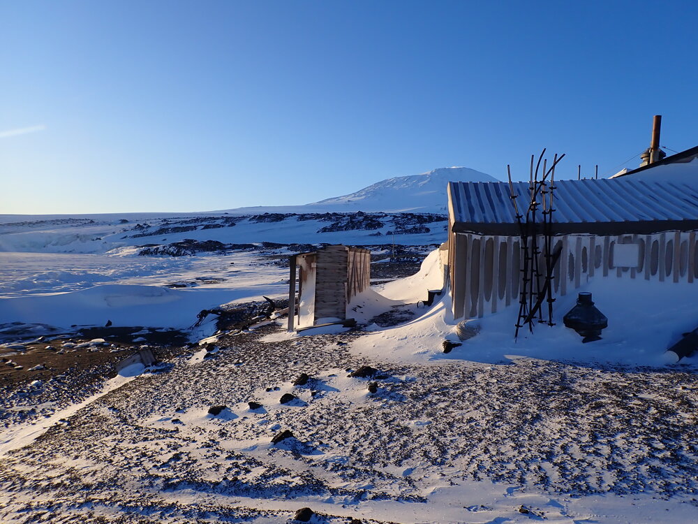 2021 Scott's 'Terra Nova' hut inspection, exterior (011)