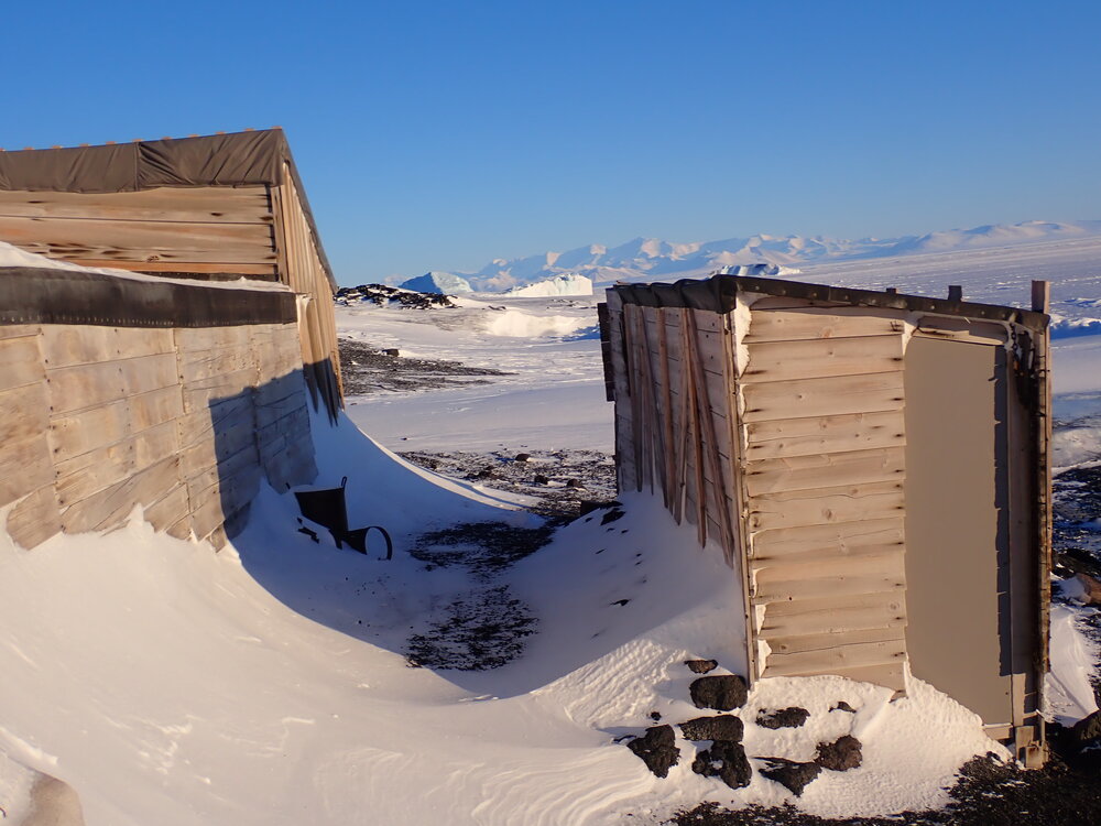 2021 Scott's 'Terra Nova' hut inspection, exterior (015)