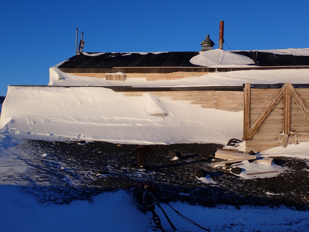 2021 Scott's 'Terra Nova' hut inspection, exterior (016)