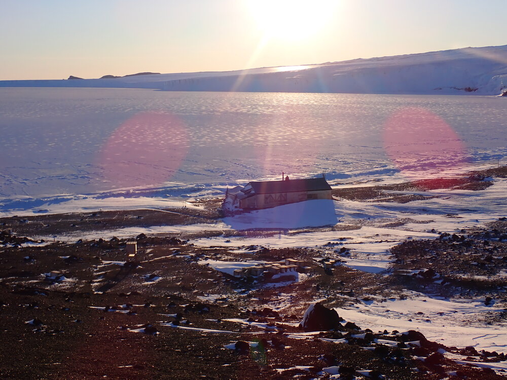 2021 Scott's 'Terra Nova' hut inspection, exterior (027)