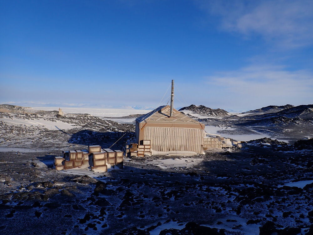 2021 Shackleton's 'Nimrod' hut inspection, exterior (002)