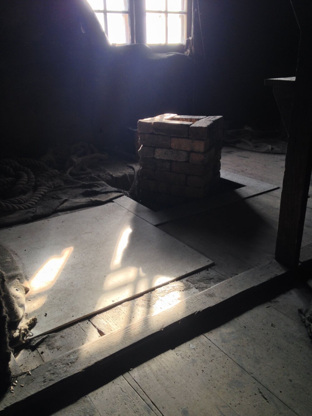 Bernacchi's Apparatus, Scott's 'Discovery' hut