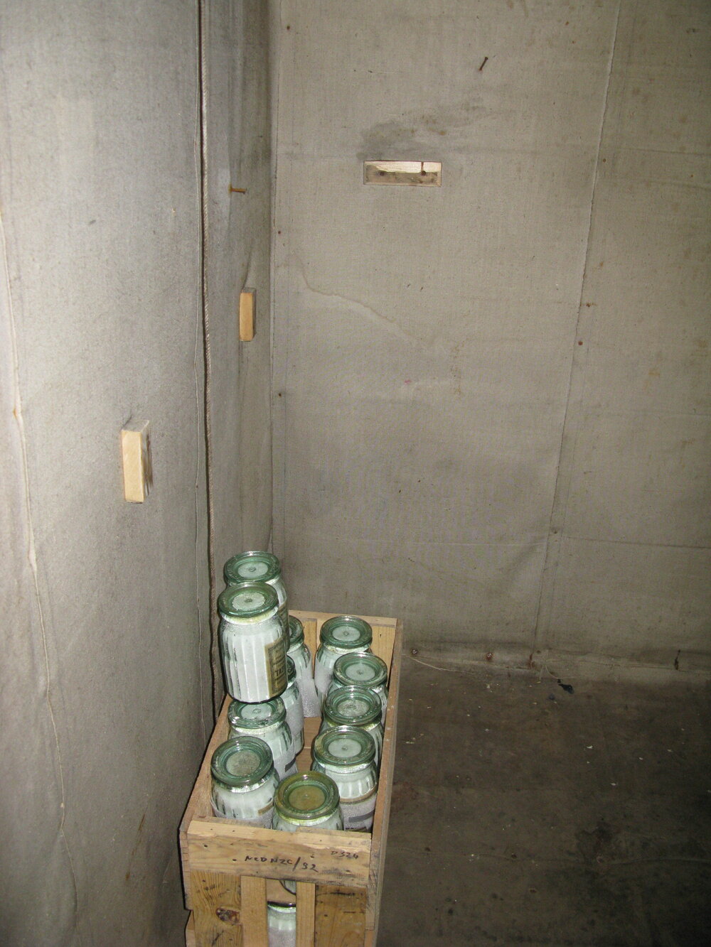 2010 Shackleton's 'Nimrod' hut inspection, interior, Shackleton's Room