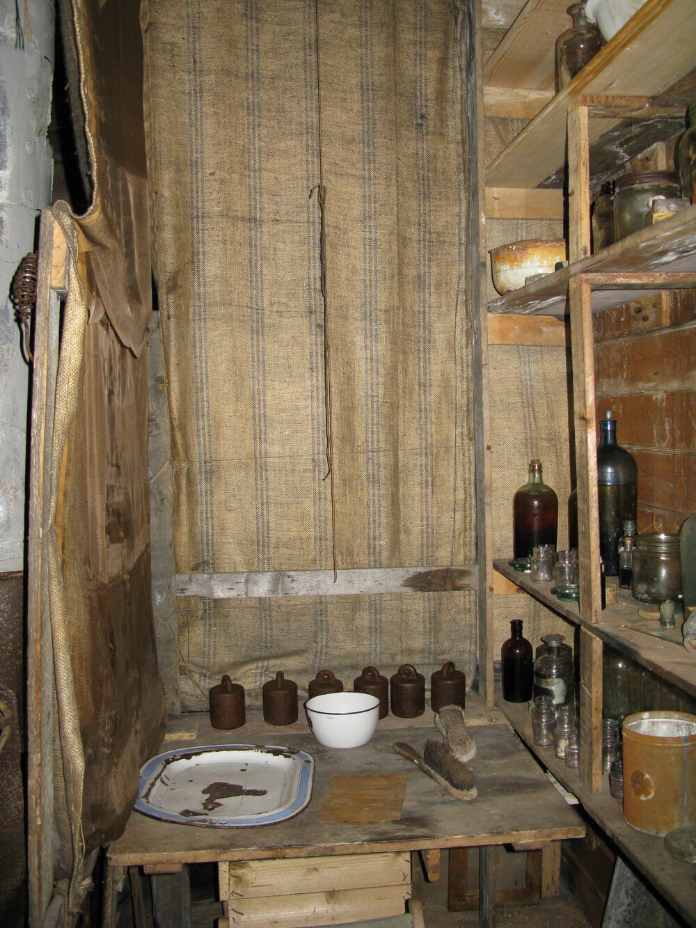 2010 Shackleton's 'Nimrod' hut inspection, interior, Murray's Laboratory