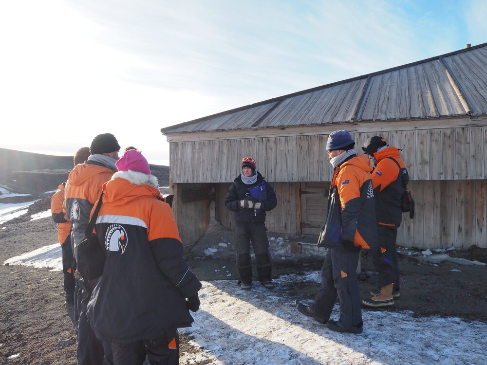 Visiting Scott's 'Discovery' hut (001)