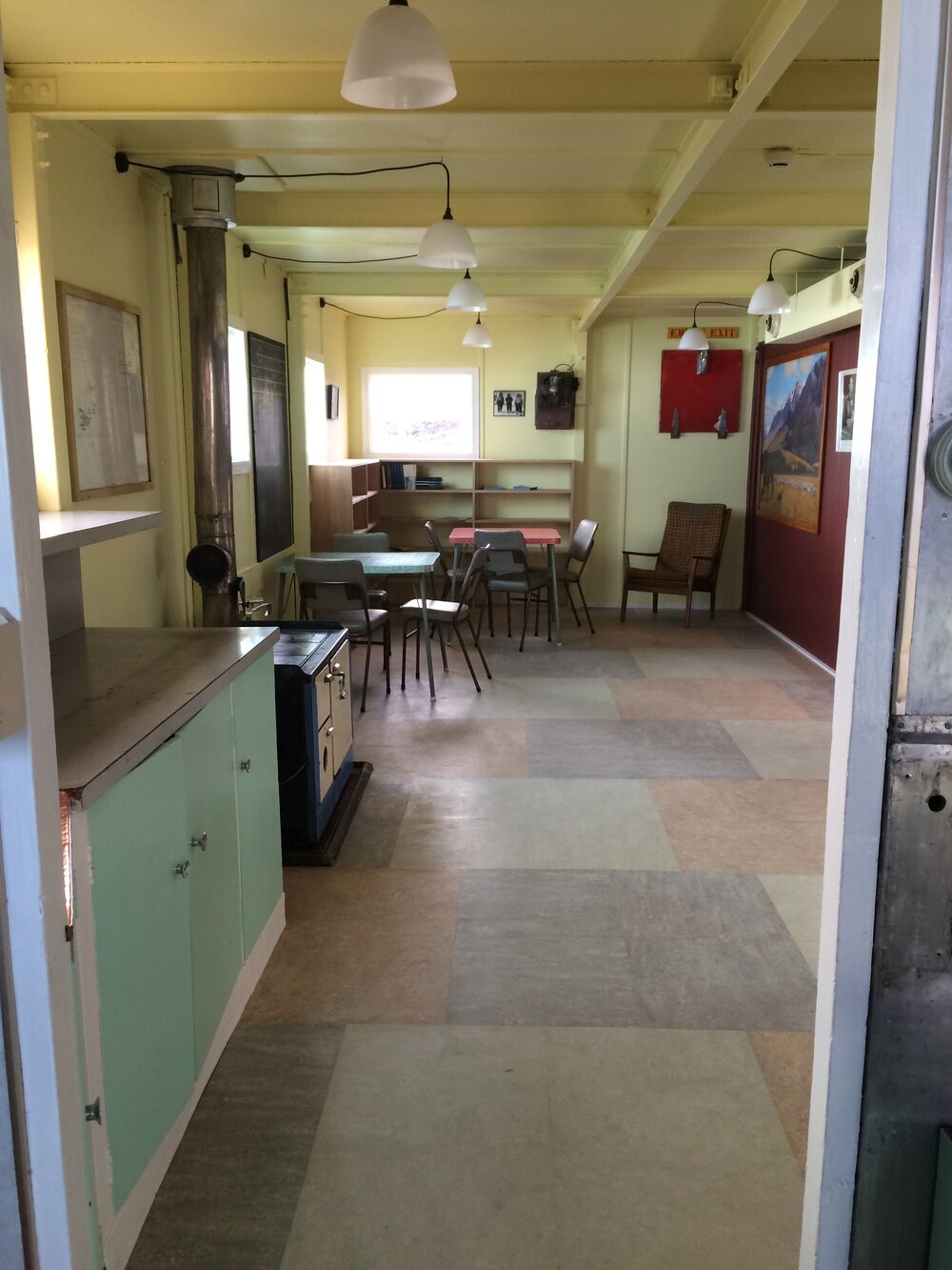 Mess room, Hillary's TAE/IGY hut (004)