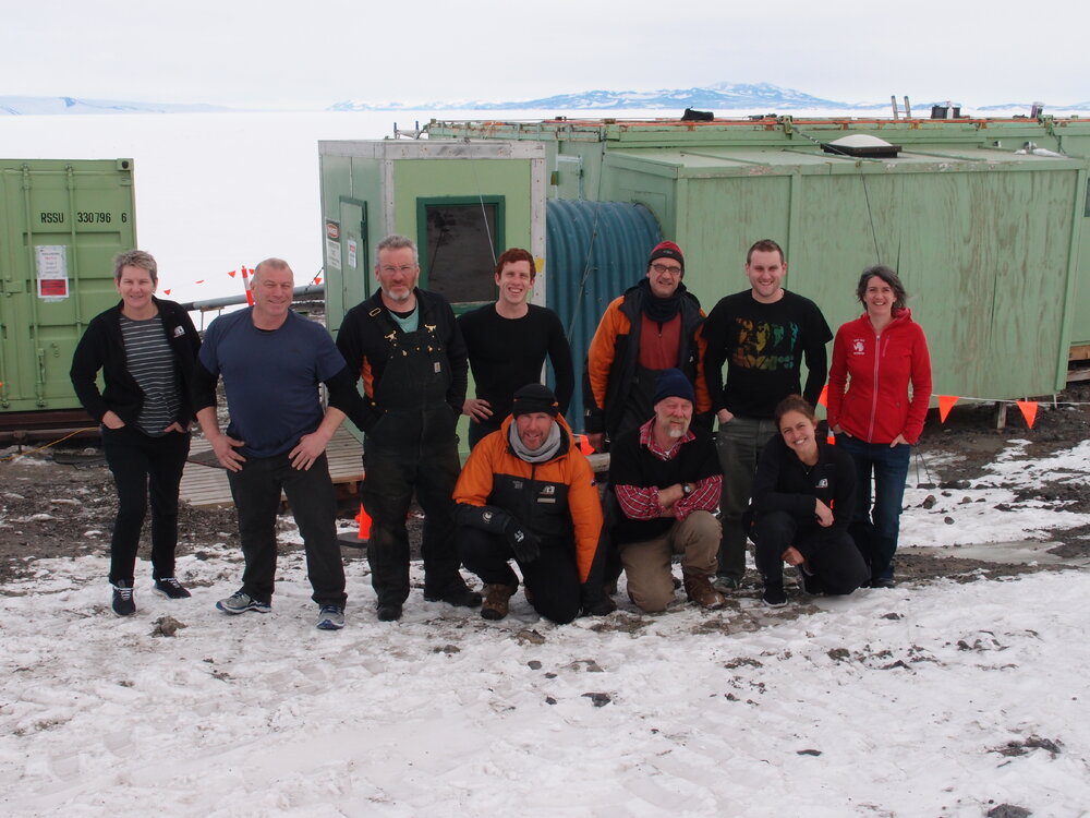 Hillary's TAE/IGY Hut and team