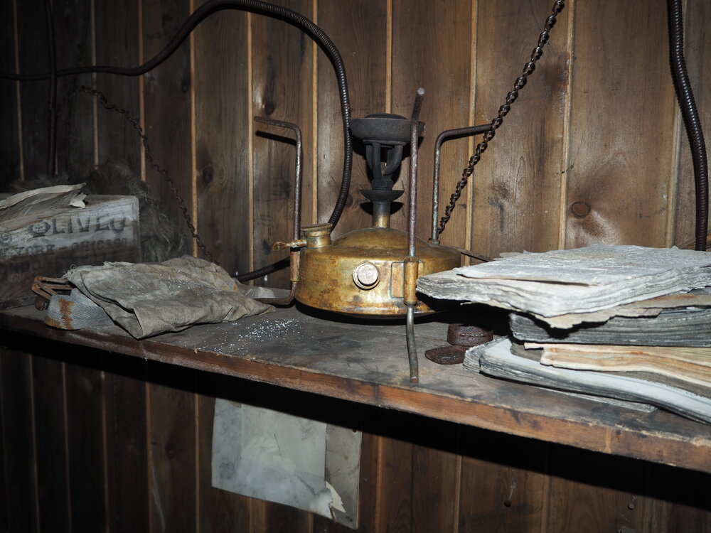 Primus and artefacts, Scott's 'Terra Nova' hut