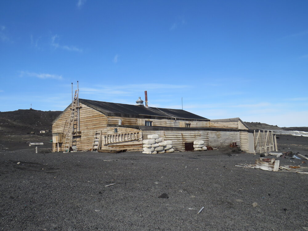 2022 Scott's 'Terra Nova' hut, exterior, viewed from North-east (002)